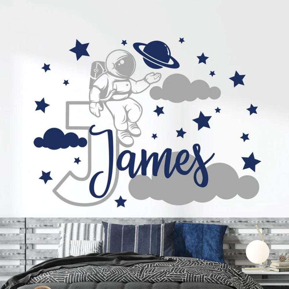 Home Cinema Room - Custom ชื่อการ์ตูนนักบินอวกาศอวกาศ Star Cloud สติ๊กเกอร์ติดผนังรูปลอก Boy